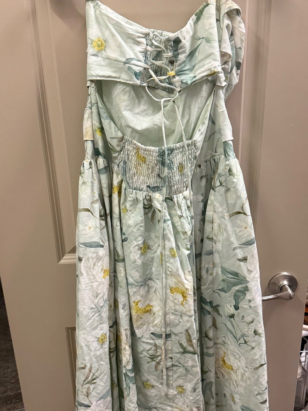 En Saison Marlowe Floral Cutout | Size M | Worn Once - Perfect for Maternity - Picture 5 of 7